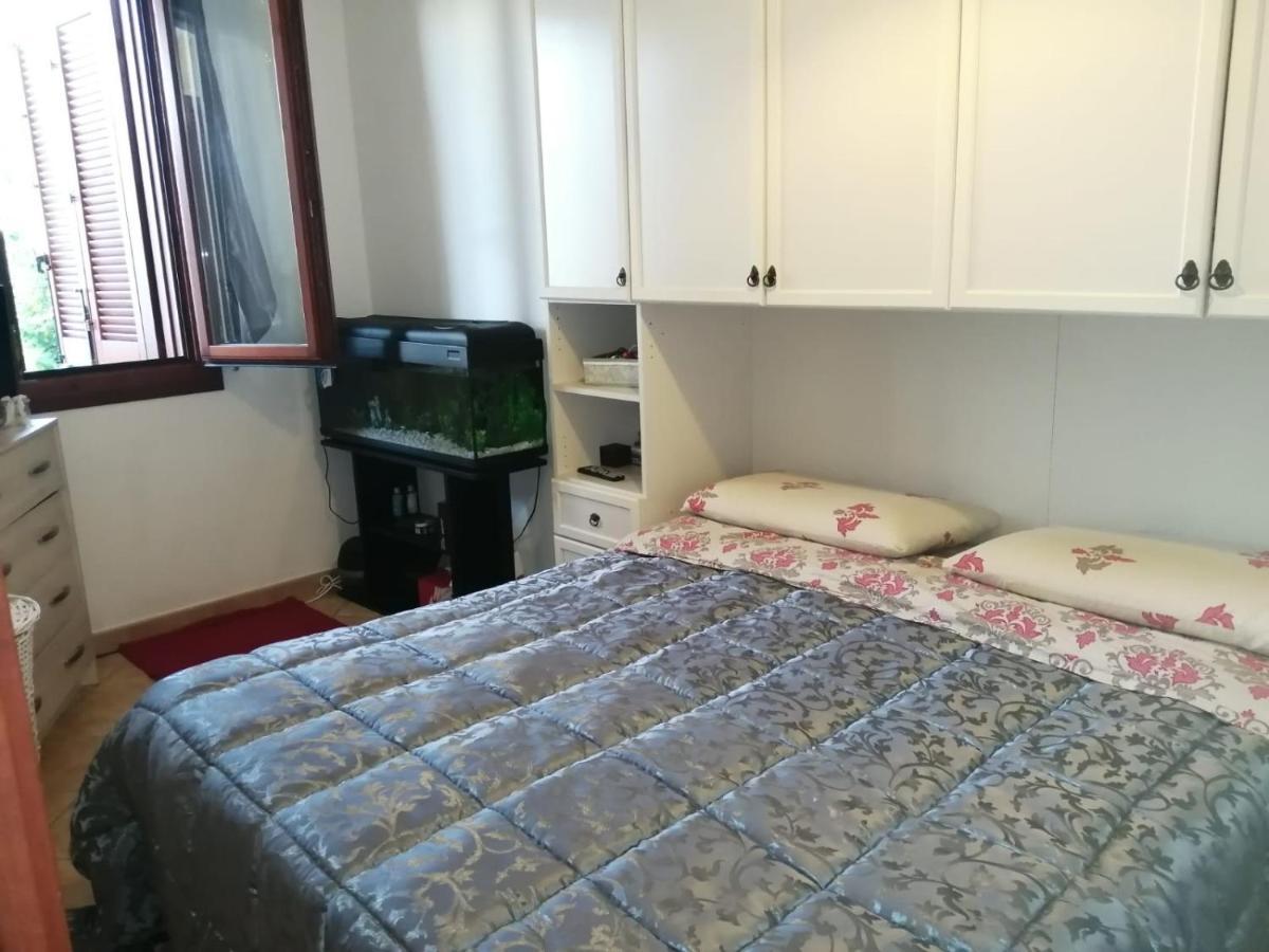 La Sosta Apartment Олбия Екстериор снимка